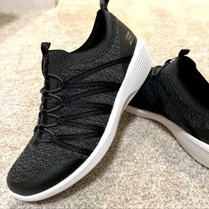 Black & Gray Sketchers Memory Foam Sneakers